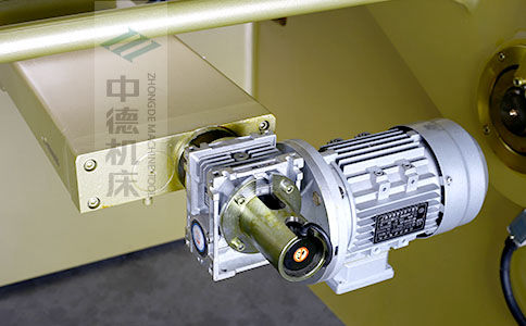 ZDS-640后檔料減速電機(jī)，質(zhì)量好，模擬運(yùn)算定位速度快.jpg